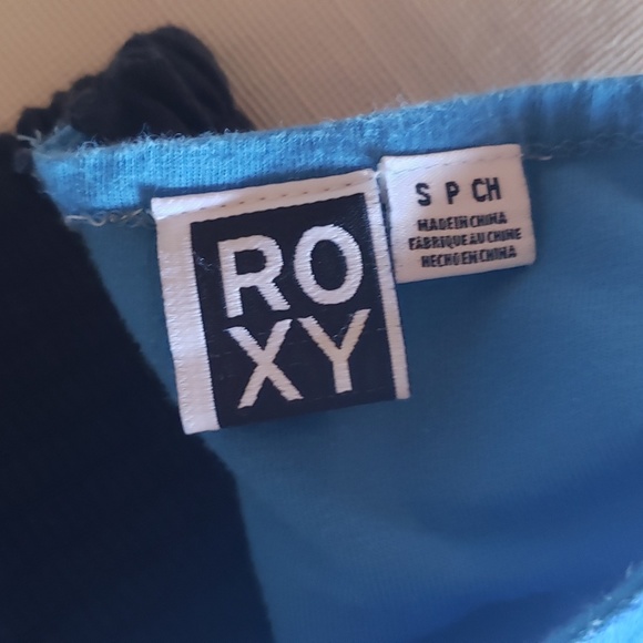 Roxy Bandeau - Picture 3 of 3